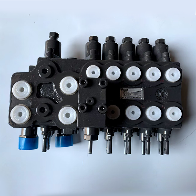 Zoomlion crane chassis operating multiple directional control unit valve for hydraulic boom crane equipment