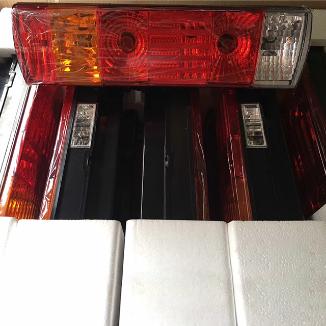 Zoomlion crane heavy machine equipment parts taillight tail light