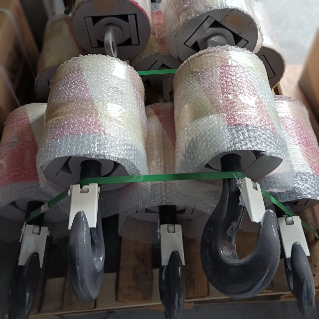 Zoomlion crane main hoisting hook for united kingdom heavy equipment repair workshop