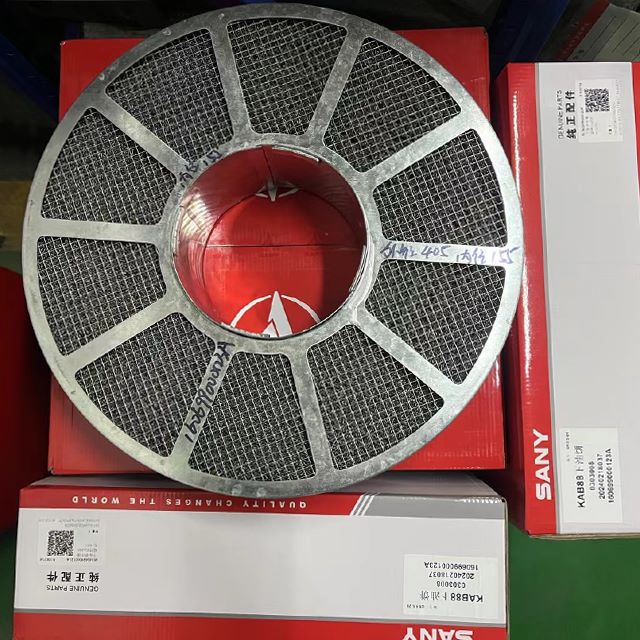 Bottom track shoe link track chain link on Sany excavator rental hire company