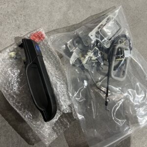 Operator‘s cab door key and lock assembly with door handle, key and lock core and body