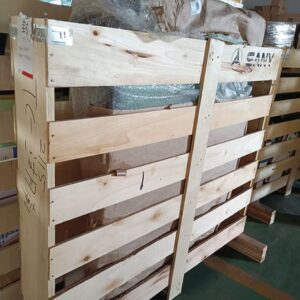 Sany excavator front windshield, rear windshield, upper and lower windows glass of the driver's cabin door