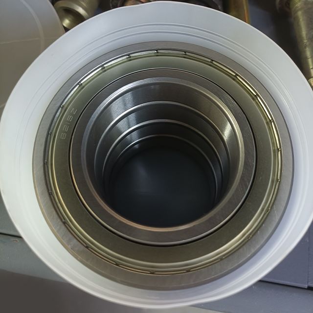 Zoomlion crane steering shifting arm rod-end knuckle bearing cover seat bracket assy