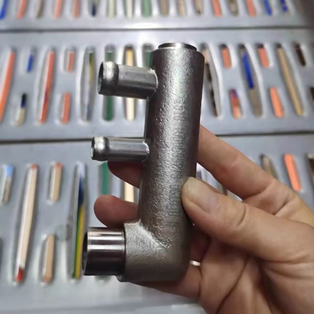 Weichai water pumps with water pipe fittings and screw plugs of offshore support vessel boat ship parts