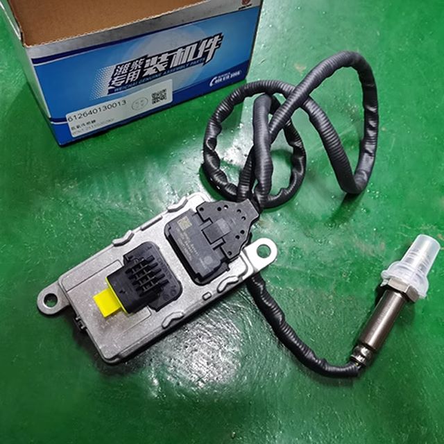 customer satisfaction weichai Nitrogen and oxygen NOx humidity sensor of excavator crane dump truck vehicle engine parts