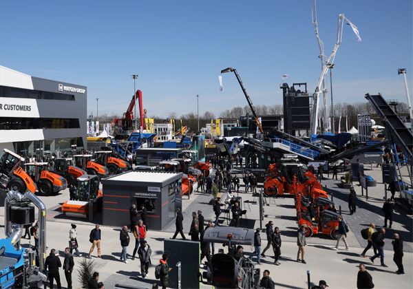 The latest news about construction machinery, heavy equipment industry.