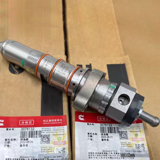 genuine China Cummins DCEC K19, K38, K50 engine parts of injector assembly, injector nozzles