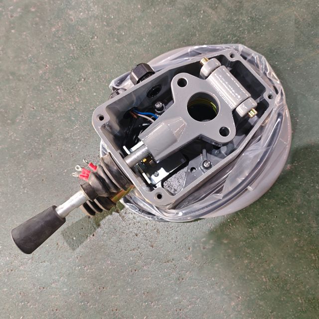 Zoomlion tower crane parts, weather vane slewing brake assembly including DFB-30B weather vane and DDZ-40 weather vane brake